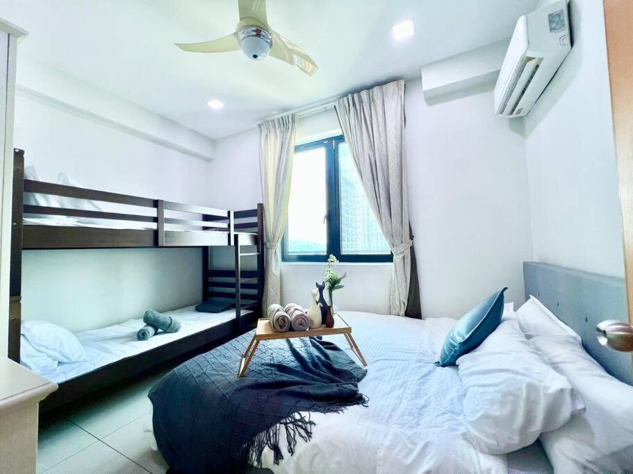 T3 1-10 Pax Trefoil 2Room Setia Alam Cozy Home Wifi Tv Buitenkant foto